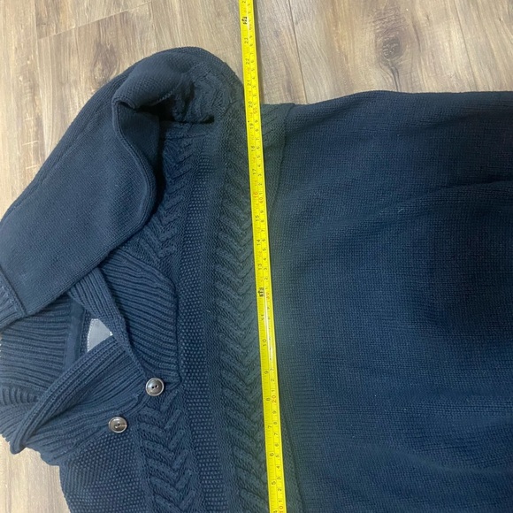 💗H&M Deep Blue Knit Sweater - Picture 4 of 5